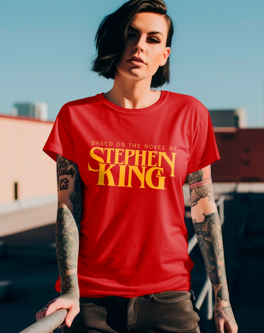 Based on the Novel by Stephen King - Playera de manga corta