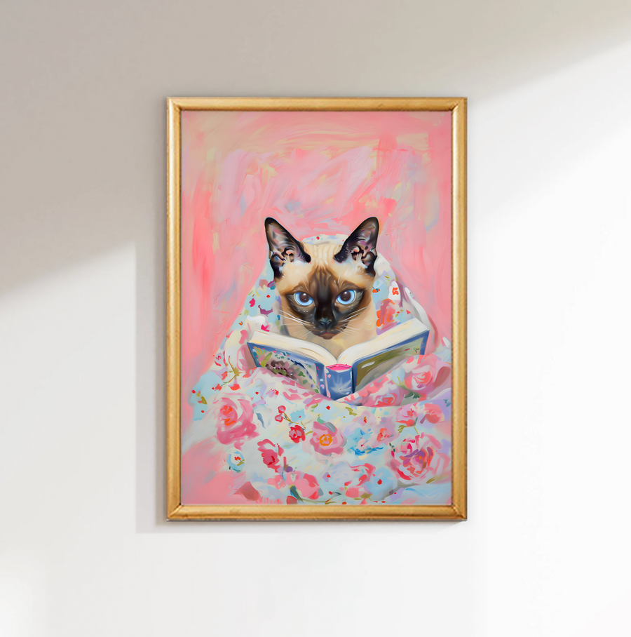 Siamese Cat Leyendo