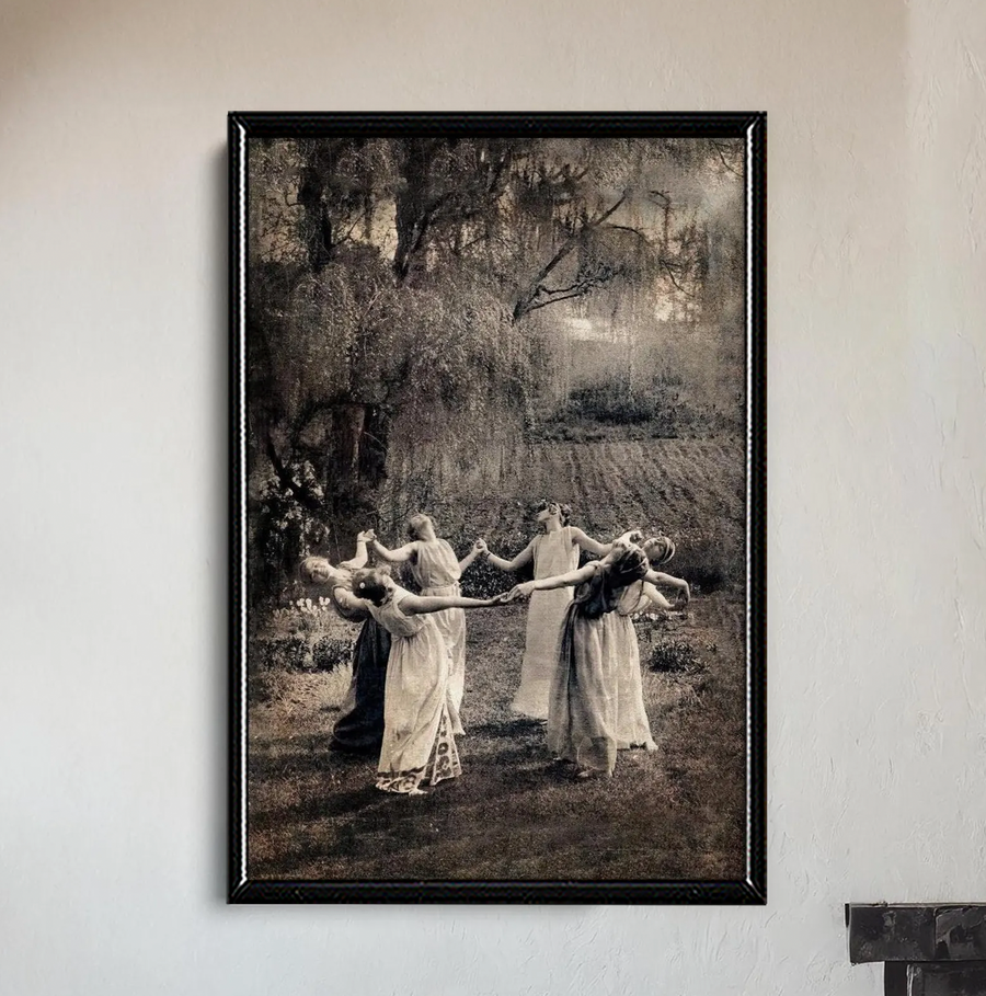 Círculo de Brujas, Fotografía Antigua