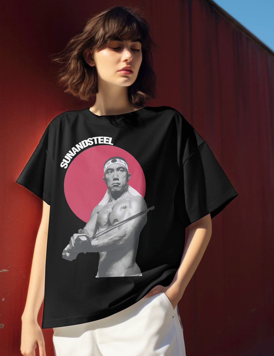Yukio Mishima Sun and Steel - Playera de manga corta