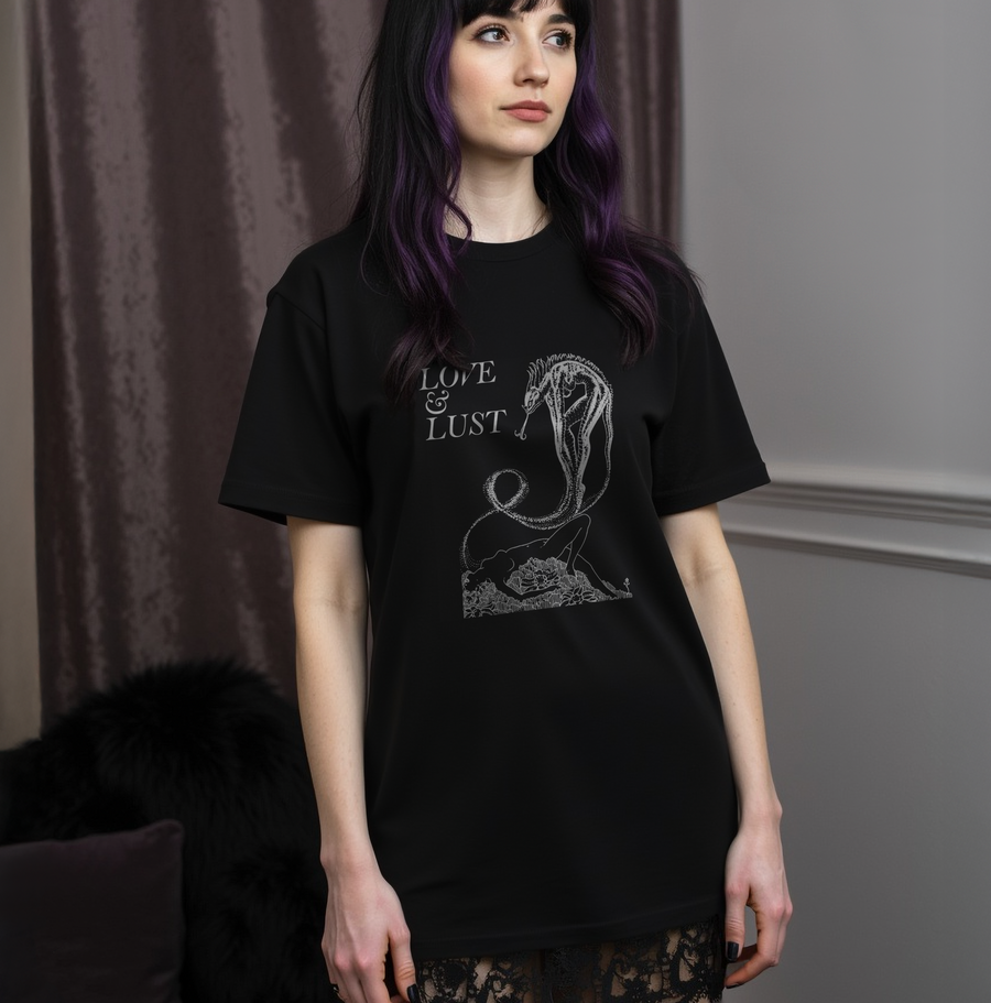 Love and Lust - Playera de manga corta