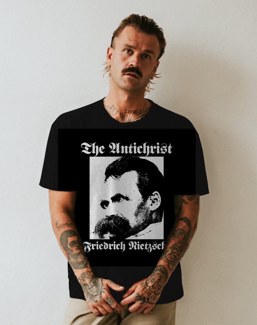 Friedrich Nietzsche, The Antichrist  - Playera de manga corta