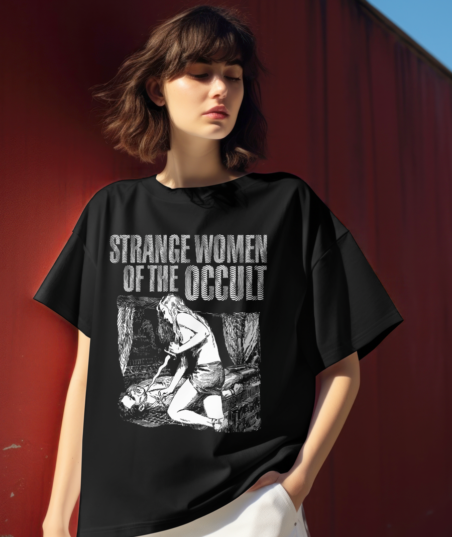 Strange Women of the Occult - Playera de manga corta