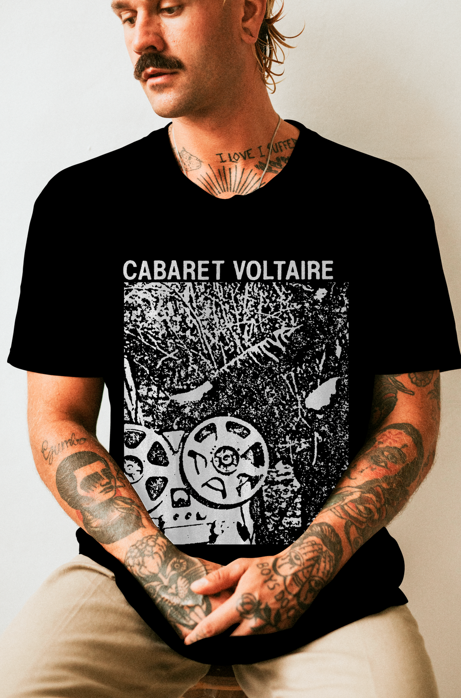 Cabaret Voltaire - Playera de manga corta