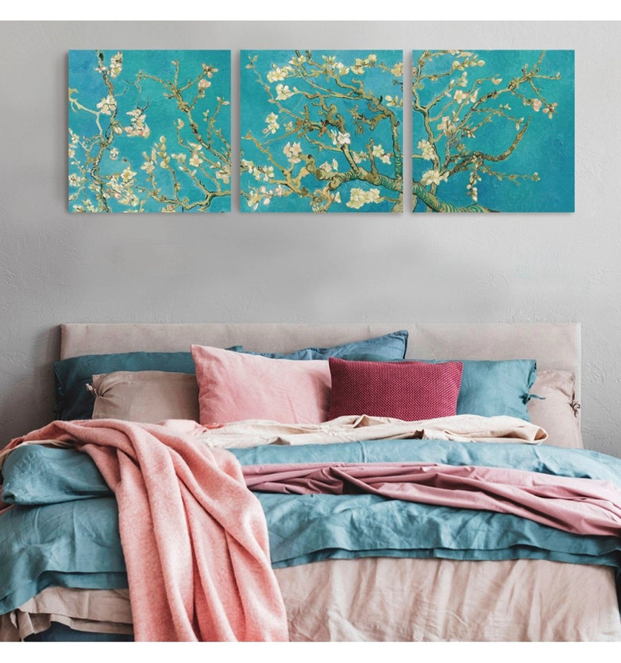 cuadros decorativos almendro en flor de van gogh colgado en la recamara, cuadro para sala recamara comedor